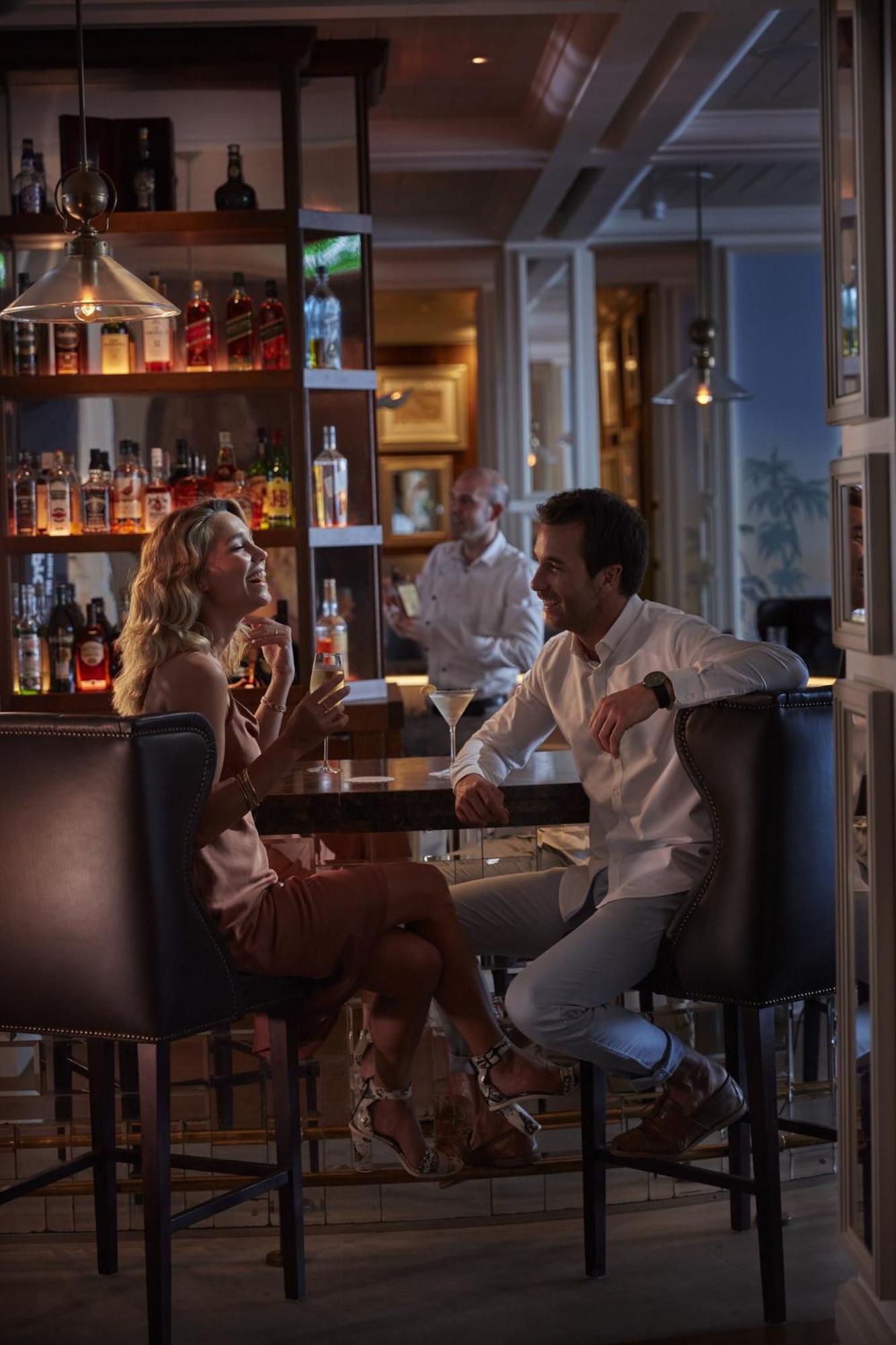 แมนดาริน โอเรียนตัล คันอาวัน Hotel Charlestown ภายนอก รูปภาพ